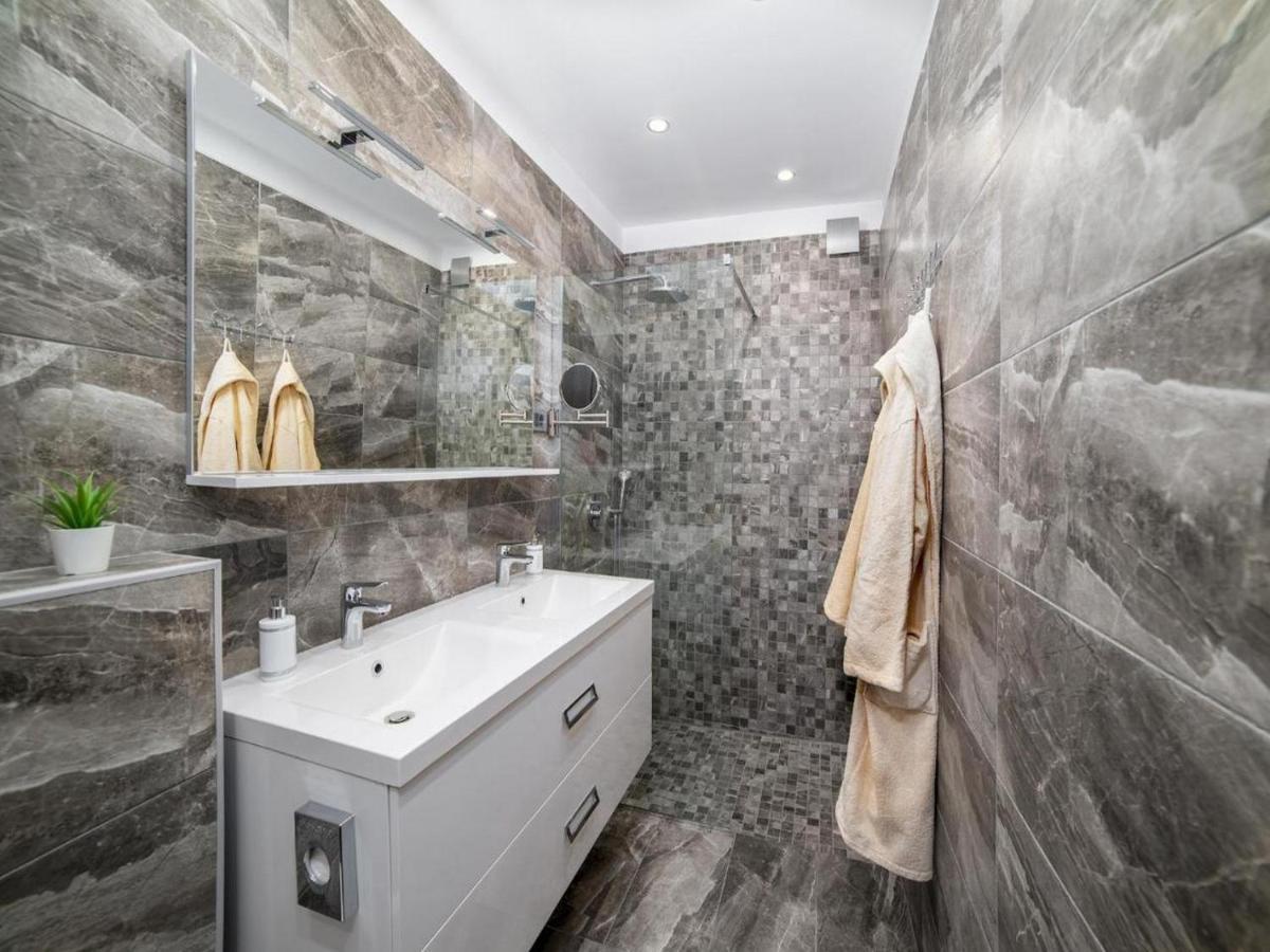Vega Lux Apartment Ядраново Экстерьер фото